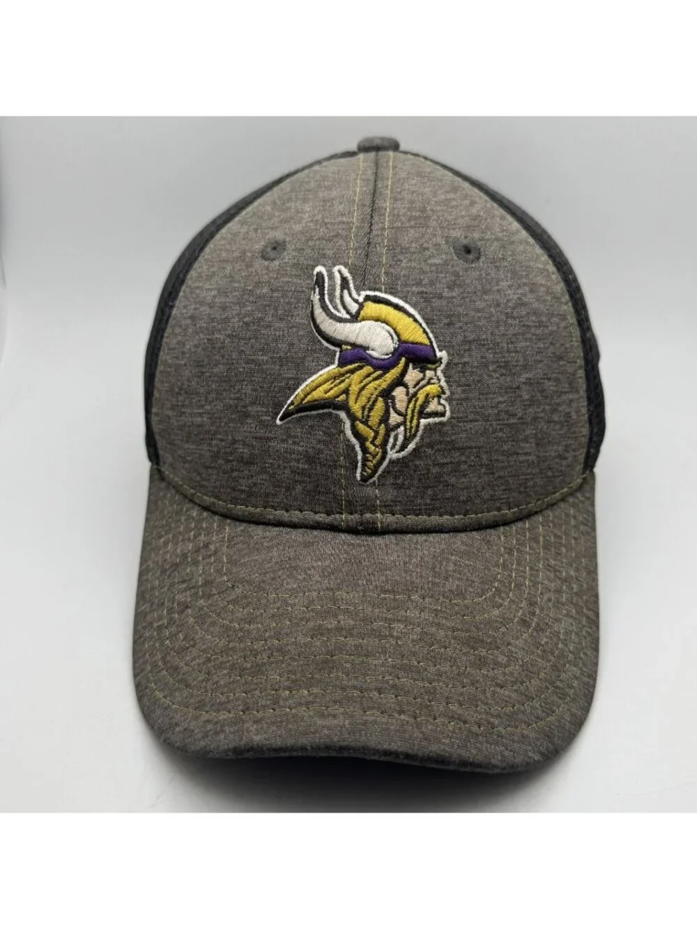 Minnesota Vikings Snapback Hat Youth New Era 9FORTY NFL Mesh Trucker Cap Gray